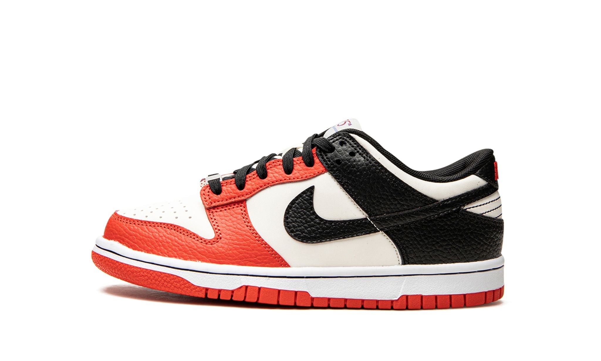 Nike Dunk Low EMB NBA 75th Anniversary Chicago (Kids) - Nike Kids - Pirri - Dziecięce Nike Czerwony